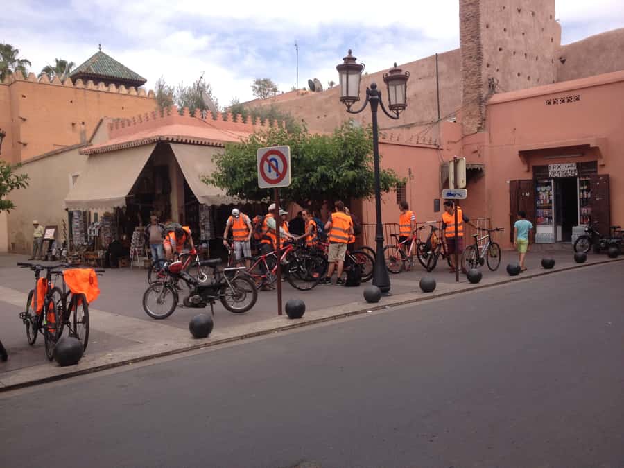 Marrakech: Bicycle Tour with a Local Guide - Jemaa el Fnaa Photo Stop: Getting Your Bearings Fast