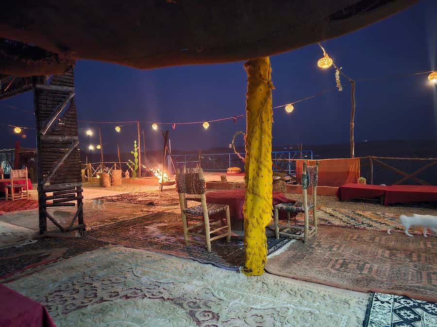 Marrakech: Desert Quad Bike Tour with Tea & Optional Dinner - Dinner Option: Traditional Food Plus the Night Show