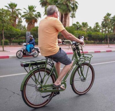 Marrakech : Electric Bicycle City Tour - Koutoubia and Jamaa el-Fna Square: a classic start, paced for real visiting
