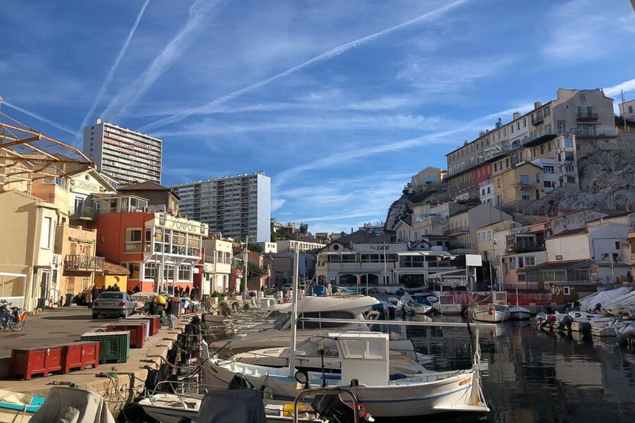Marseille: Full-Day Guided E-Bike Coast & Calanques Tour - Notre-Dame de la Garde and the Corniche JFK stretch: where the photos happen