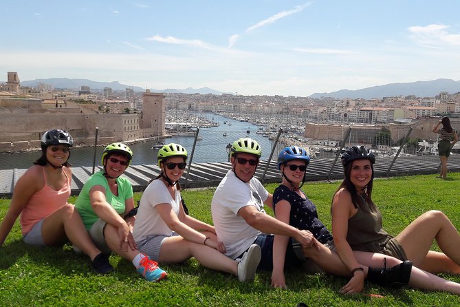 Marseille Grand E-Bike Tour : "le tour du Fada" - MuCEM and the modern waterfront contrast