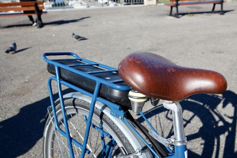 Marseille: Half-Day E-Bike Tour from Cruise Port - Riding Marseille streets: safety, traffic, and keeping your cool
