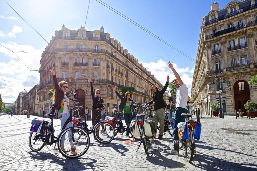 Marseille: Half-Day E-Bike Tour from Cruise Port - Museum and cathedral moments: what you might get inside