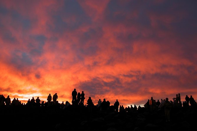 Maui Haleakala Sunrise Downhill Bike Tour with Mountain Riders Rated #1 - The 2:45 a.m. start: why this sunrise bike plan works