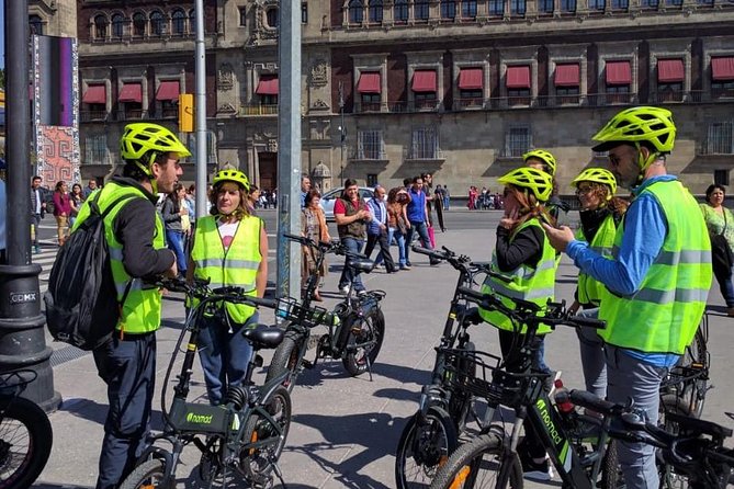 Mexico City Highlights E-Bike Tour With Foodie Stops - Guides and navigation: what safety really looks like here