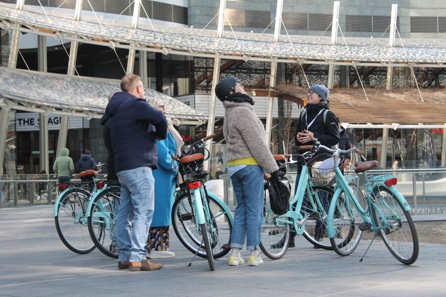 Milan: Highlights and Hidden Gems Guided Bike Tour - Porta Nuova: the modern stretch that shows Milan’s next chapter
