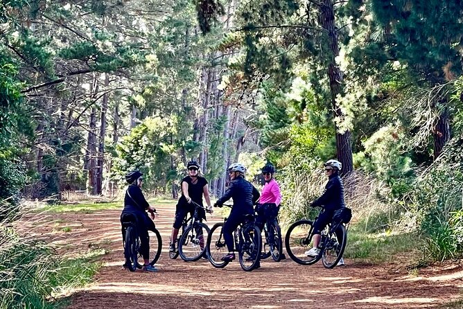 Mornington Peninsula Self-Guided Bike Tour | Food & Wine Region - Red Hill cycling: where the Peninsula’s food & wine comes together