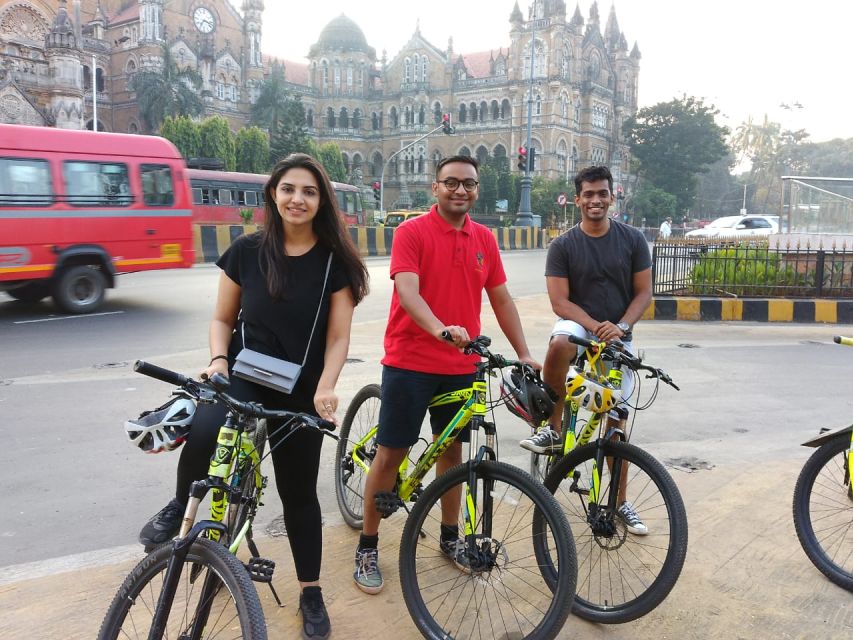 Mumbai: Morning Bicycle Tour - Mumbadevi Temple: seeing devotion up close without turning it into a show