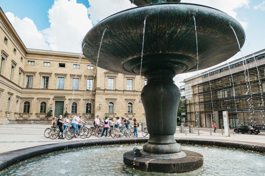 Munich 3-Hour Guided Bike Tour - Königsplatz Paths + Pinakothek der Moderne: Classicism Meets Modern Munich