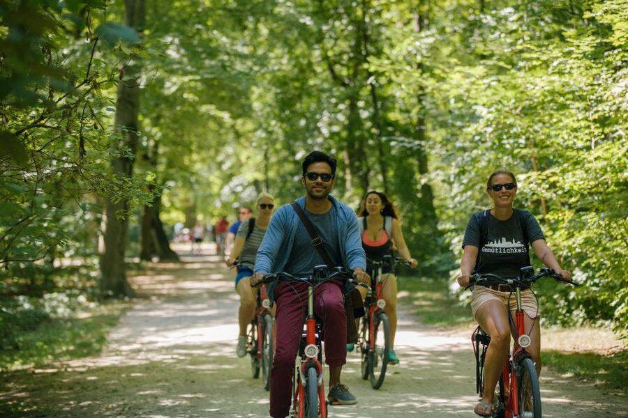 Munich: Bike Tour with Beer Garden Break - Who should book this Munich bike tour