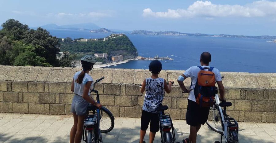Naples: City Highlights Guided Bike Tour - Piazza del Plebiscito to Royal Palace: where Naples shows off