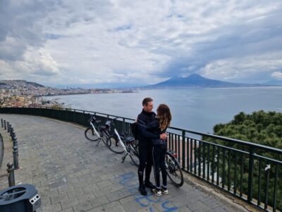 Naples: City Highlights Guided Bike Tour - Rolling along the Naples Promenade: sea views with Vesuvius overhead