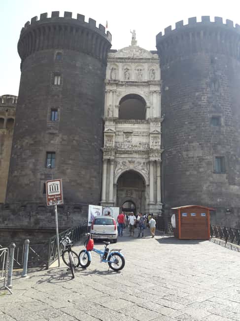 Naples: Panoramic E-Bike Tour - E-bike comfort and the practical reality of batteries