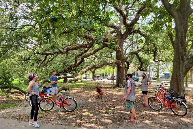 New Orleans Garden District and Cemetery Bike Tour - Why this bike tour is a smart way to get your bearings