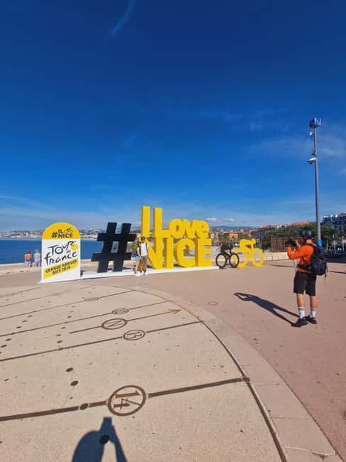 Nice: Villefranche Guided Electric Bike Tour - Villefranche-sur-Mer break: your 45 minutes to reset and explore