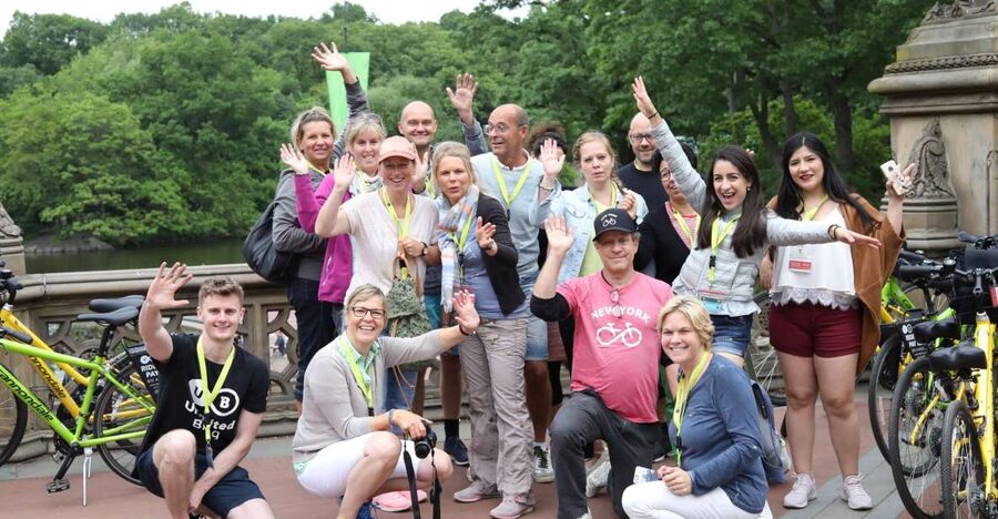 NYC: English or German Central Park Bike Tour & eBike Option - Why Central Park by Bike Beats Walking for Sight-Seeing