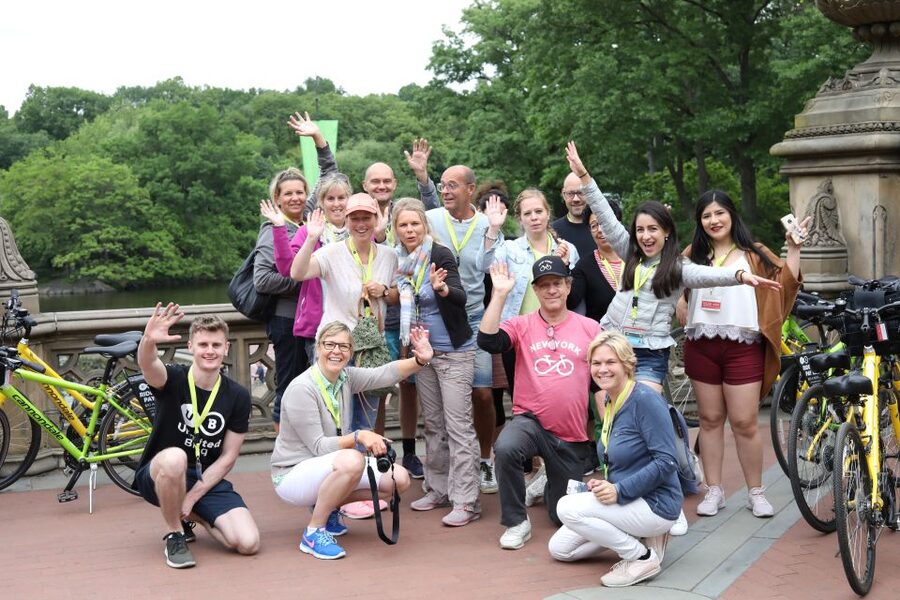 NYC: English or German Central Park Bike Tour & eBike Option - Loeb Boathouse and Shakespeare Garden: Quick Wins to Get Oriented