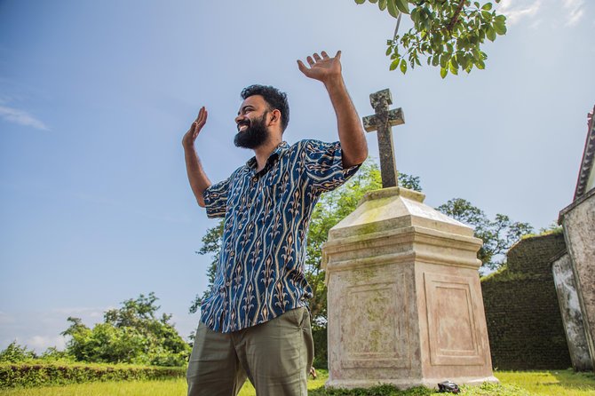 Old Goa Heritage & Culture E-Bike Tour - Climbing to Monte Chapel for a panoramic payoff