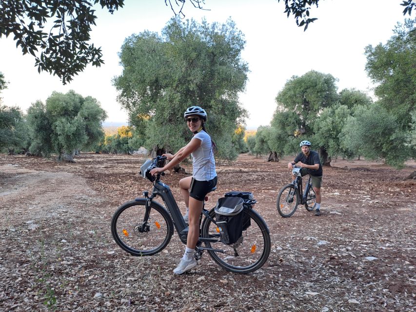 Ostuni: Guided e-bike tour + countryside tasting stop - Coming Back Through Ostuni’s Historic Center