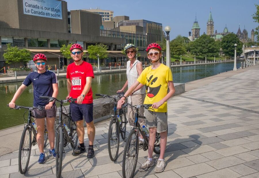 Ottawa: 2 or 3.5-Hour Guided Bike Tour with a Local Guide - Guides matter: the storytelling you’ll remember
