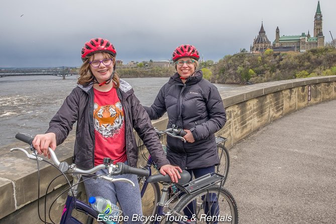 Ottawa Highlights 3.5 Hour Bike Tour - Central Experimental Farm and Lansdowne Park: gardens and big-city contrast
