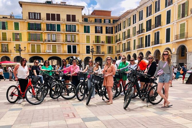 Palma de Mallorca Bike Tour with tapas - Tapas in Plaza España: The Food Break That Can Be a Win or a Trade-Off