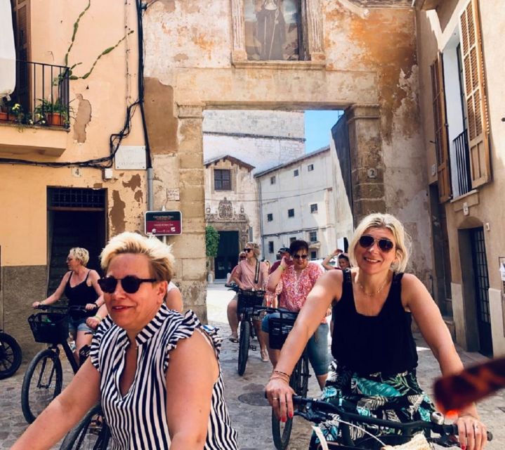 Palma de Mallorca: Guided Bicycle Tour - The Santa Clara convent stop: a working place with a sweet payoff