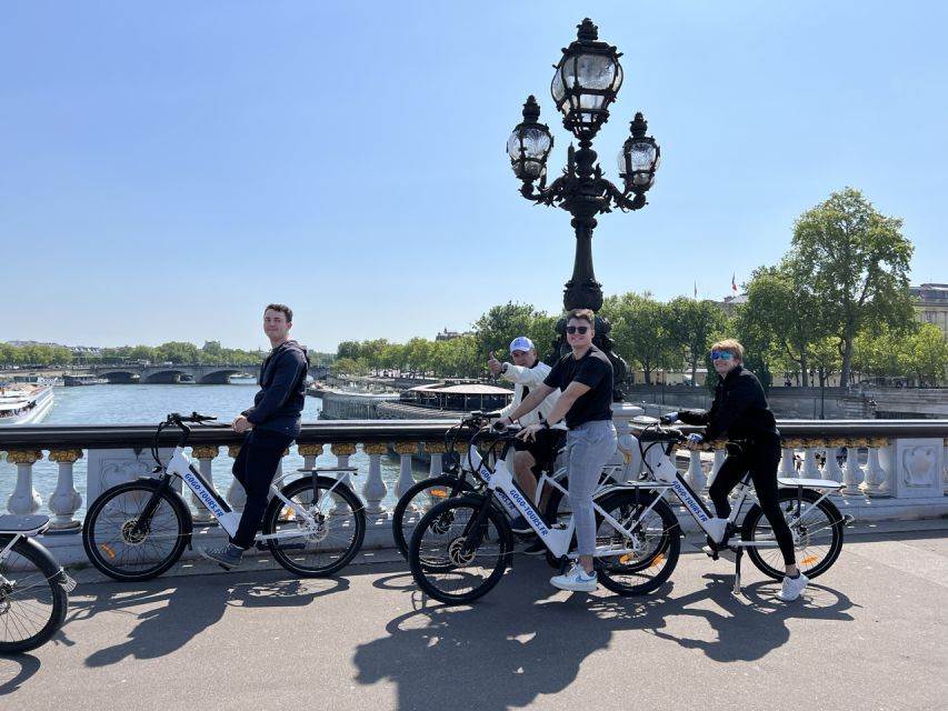 Paris: Afternoon E-Bike Guided Small Group Tour - Eiffel Tower: the finale that actually lands