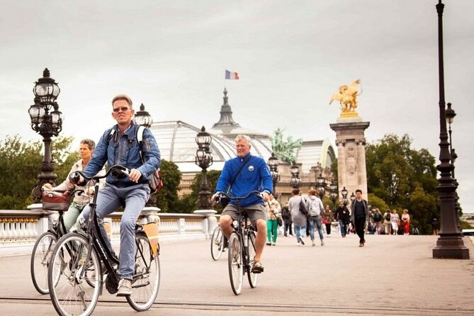 Paris: City Bike Tour on a Dutch Bike - Rolling the Champs-Élysées (the quieter section) to the Palais district