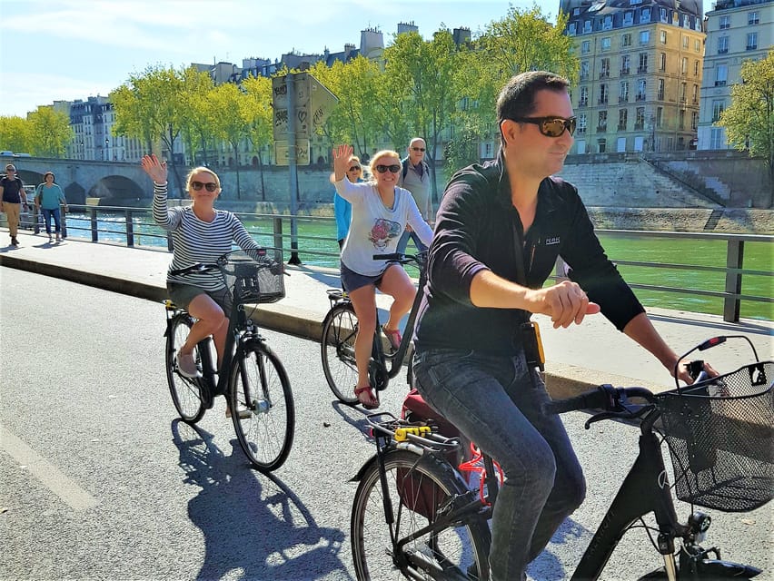 Paris: City Treasures Bike Tour - Les Invalides and Marie Antoinette’s square: the darker anchors you won’t forget