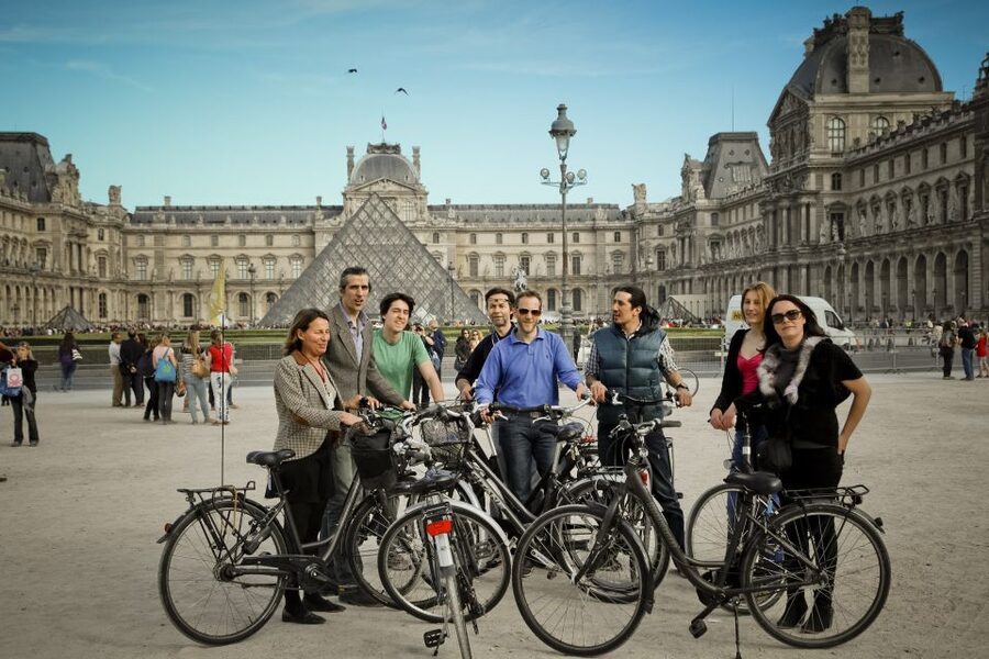Paris: E-bike tour - Monumental and Hidden Paris - Rue Brantôme start: how the 3-hour ride actually works