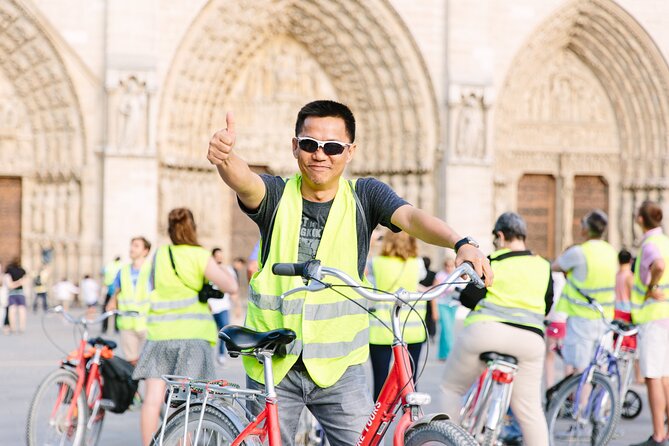 Paris Evening Snapshot Bike Tour - Cycling Past Sainte-Chapelle and the Latin Quarter