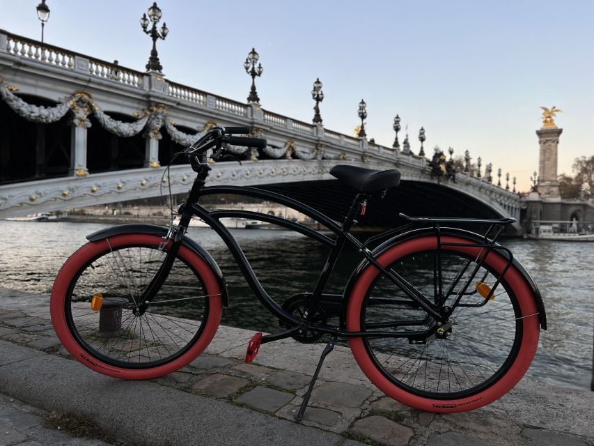 Paris: Guided City Highlights Bike Tour - First Roll Out: Where You Meet and What Setup Feels Like