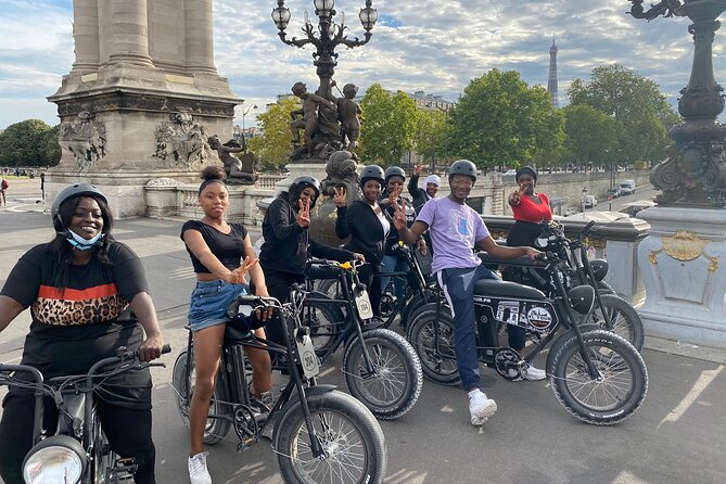 Paris Sightseeing Family Friendly Guided Electric Bike Tour - Place Vendôme and the Louvre area: big sights in short stops