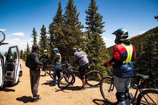 Pikes Peak Summit Downhill Bike Tour - The down-mountain rhythm: photo stops, regrouping, and steady pacing
