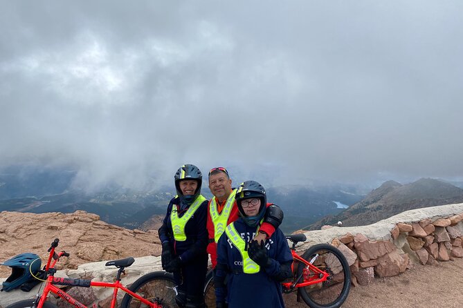 Pikes Peak Summit Downhill Bike Tour - Fitness, bike experience, and the 90–250 lb strict weight limit