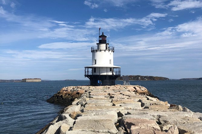 Portland Bicycle Tour with 5 Lighthouses and XL Lobster Roll - Getting Started at Old Port (and Why the Meeting Point Matters)