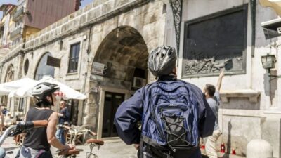 Porto: 3-Hour Bike Tour - The Mira mural to Alfândega: Porto’s city-center intro on two wheels