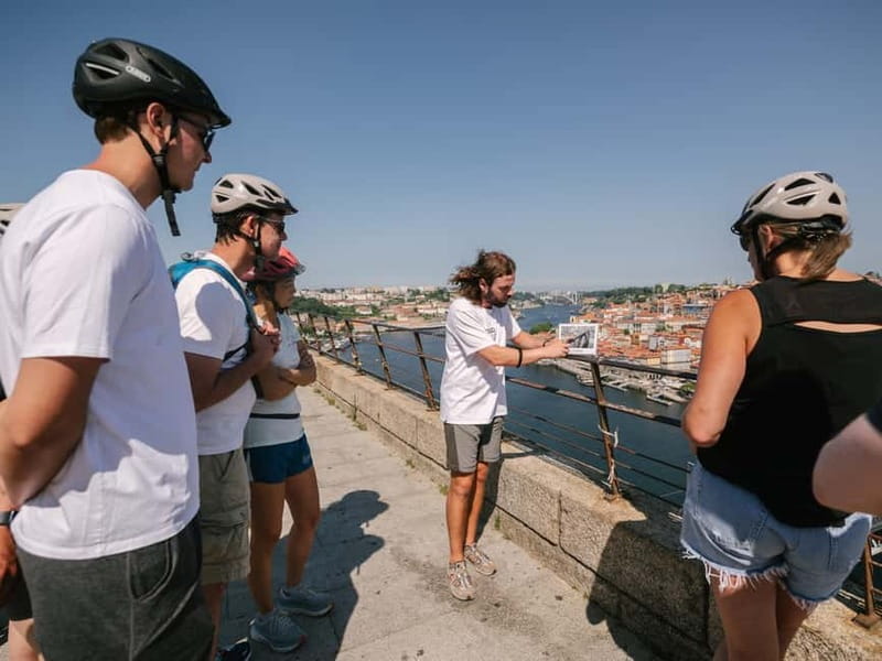 Porto: Highlights in 3 Hours E-Bike Tour - Palácio de Cristal Gardens: A Lifted Breather With Views