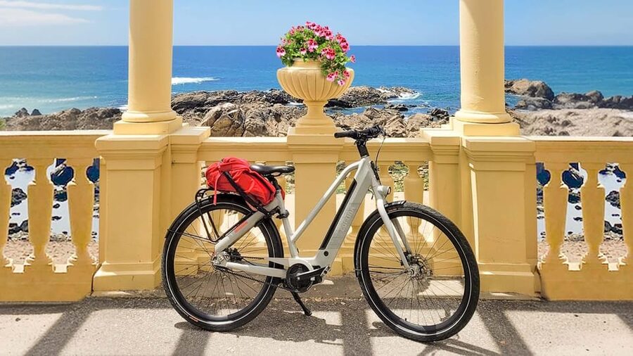Porto Sunset Bike Tour - Douro Riverfront and Old Town shortcuts you can only bike to