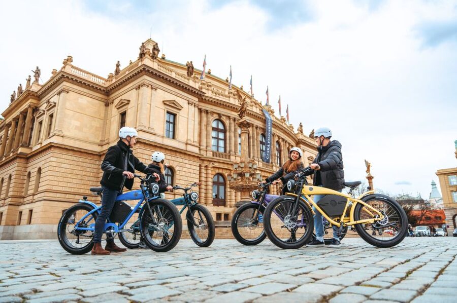 Prague: 10 Must-See Landmarks & Viewpoints on E-Bike Tour - Charles Bridge to Lesser Town: the fast orientation through iconic spots