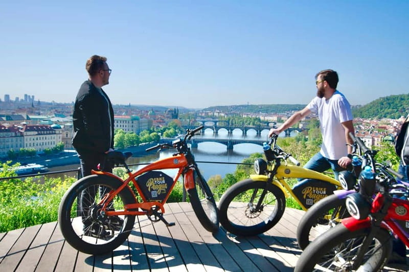 Prague: 10 Must-See Landmarks & Viewpoints on E-Bike Tour - Meeting Point at Saská 7: the easy-to-miss start near Malá Strana