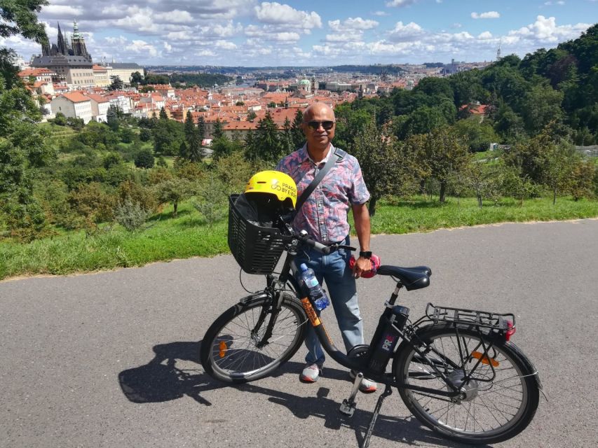 Prague: 3–Hour Communism and World War 2 E-Bike Tour - Museum of Communism: worth the break, even if you prefer moving