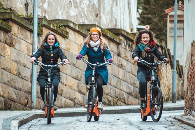 Prague Bike Tour - How the guides turn streets into stories