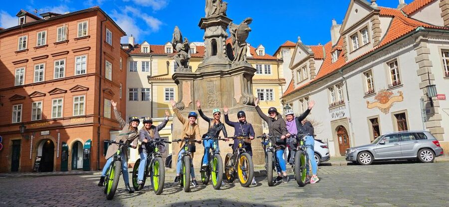 Prague: Highlights Tour on e-Scooter or eBike - Safety practice and quick comfort upgrades you’ll be glad you get
