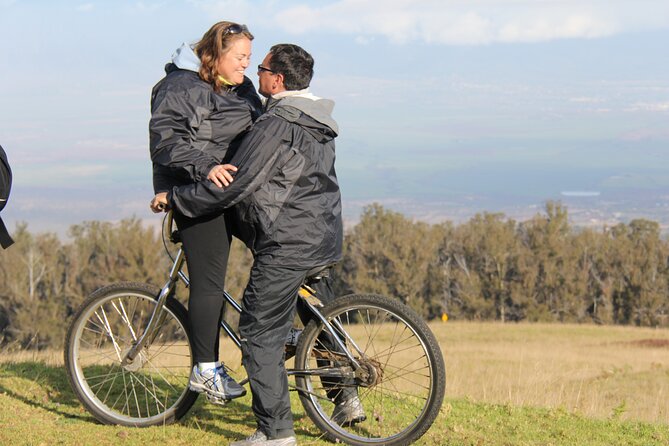 Predawn-Morning Haleakala Bike Tour 6,500 to Sea Level - Guides and group size: what you gain with a small team