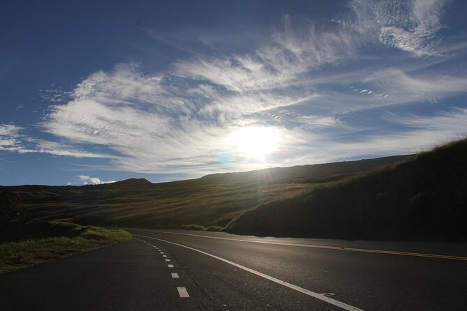 Predawn-Morning Haleakala Bike Tour 6,500 to Sea Level - What to bring (so you don’t suffer through the cold and speed)