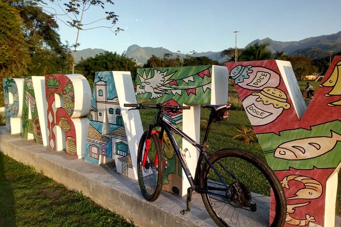 Private Bike Tour in Paraty - Start at Praia do Jabaquara: the ride begins easy