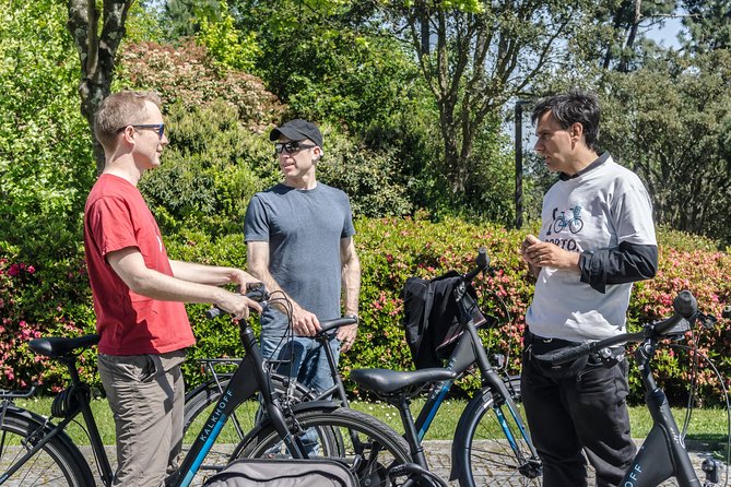 Private e-Bike Tour in Porto – Explore Riverside, Beaches & Parks - Ribeira and Dom Luís I: the historic center, but with time to watch