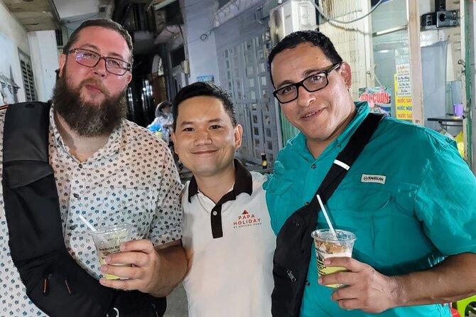 Private Half-Day Bike Tour in Saigon with Guide - Ho Thi Ky Flower Market: the night food route through District 10